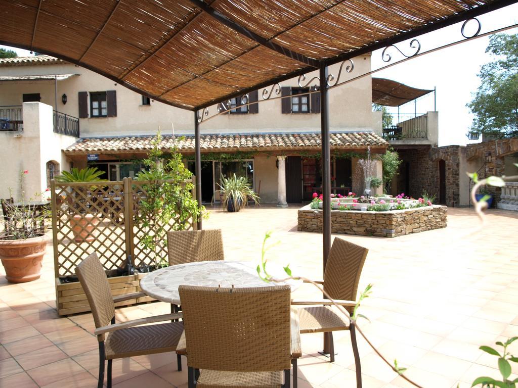 Le Rayol-Canadel-sur-MerLes Lauriers Roses公寓式酒店 外观 照片