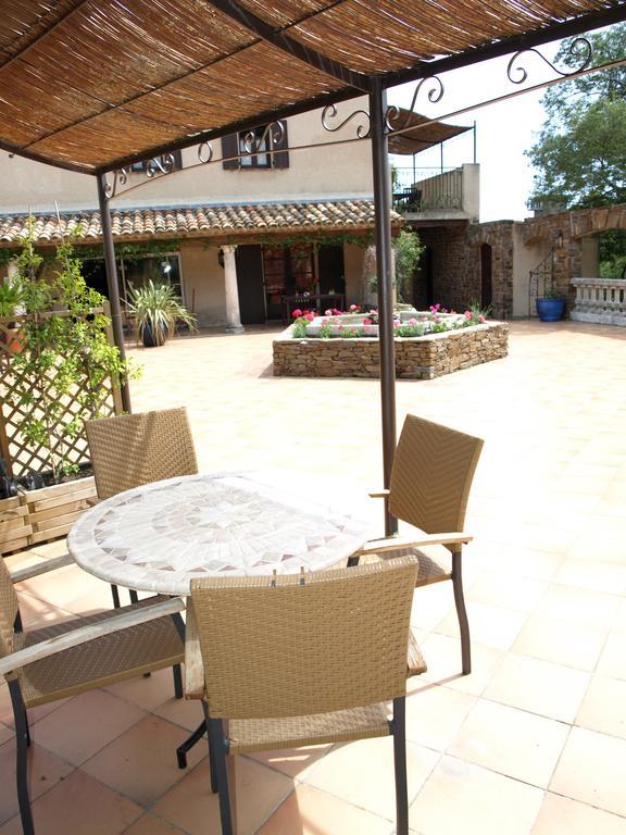 Le Rayol-Canadel-sur-MerLes Lauriers Roses公寓式酒店 外观 照片