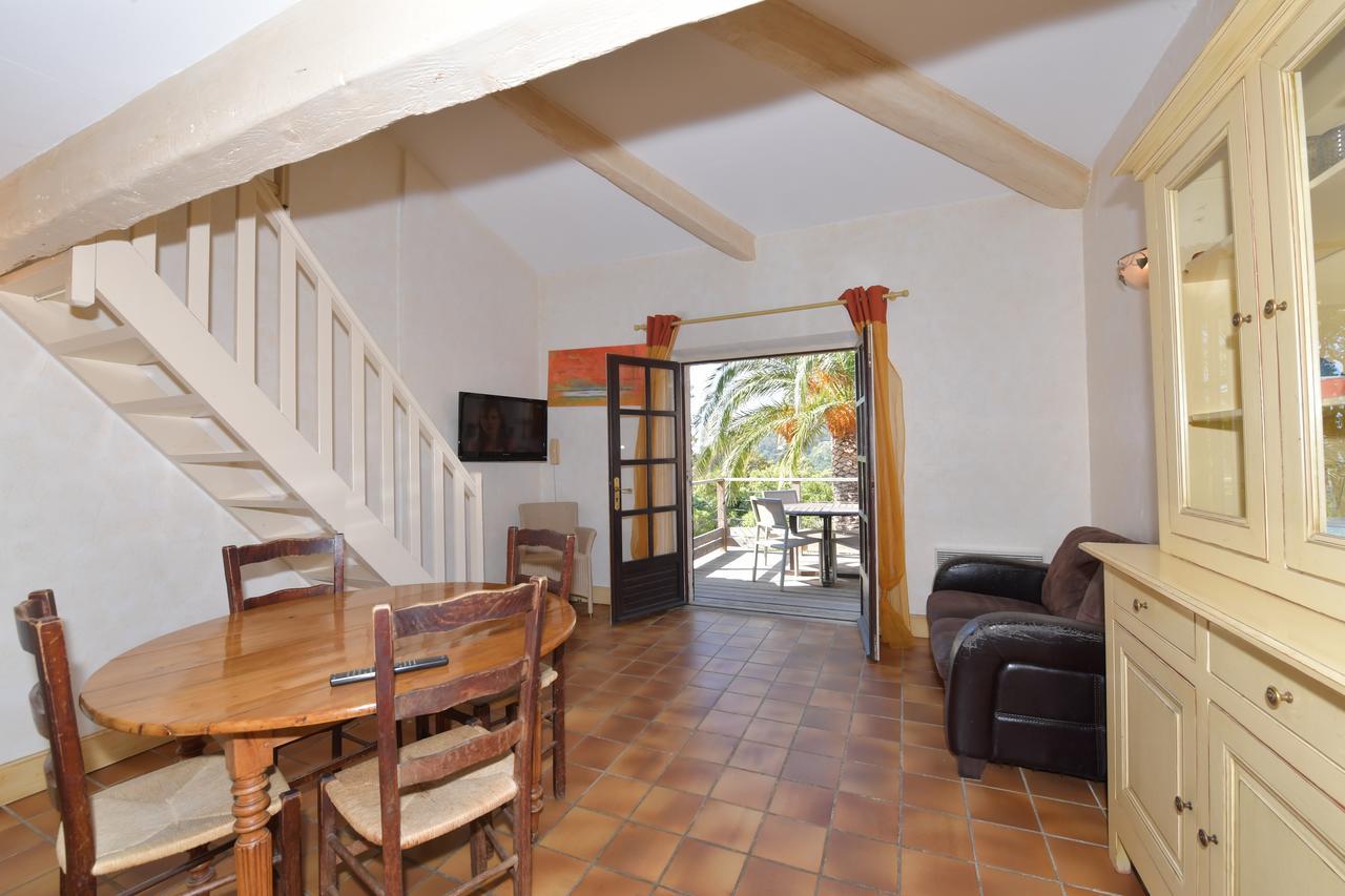 Le Rayol-Canadel-sur-MerLes Lauriers Roses公寓式酒店 外观 照片
